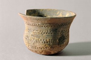 Prehistorie: vaas in de vorm van een klok